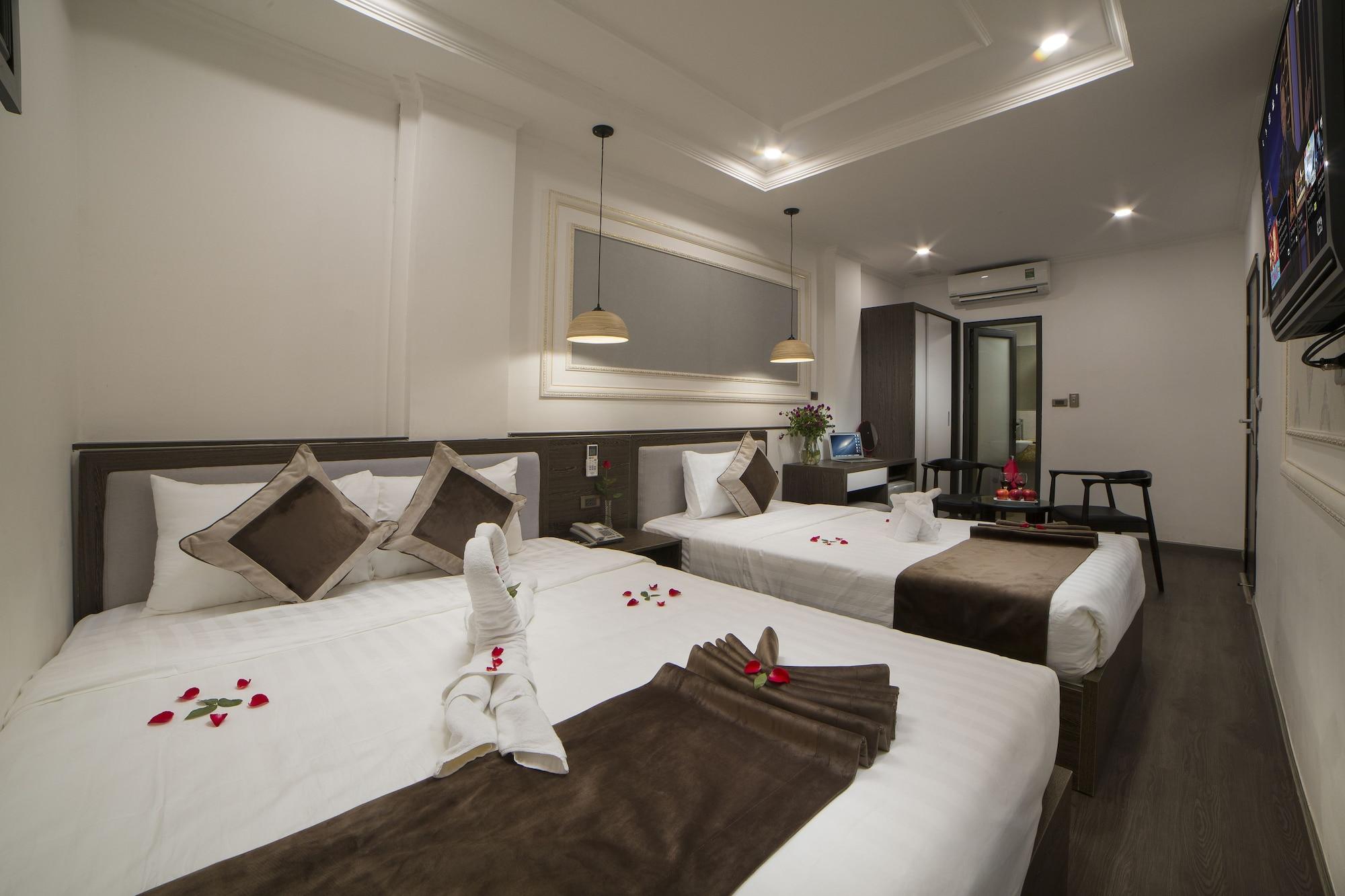Galliot Central Hotel Hanoi Bagian luar foto