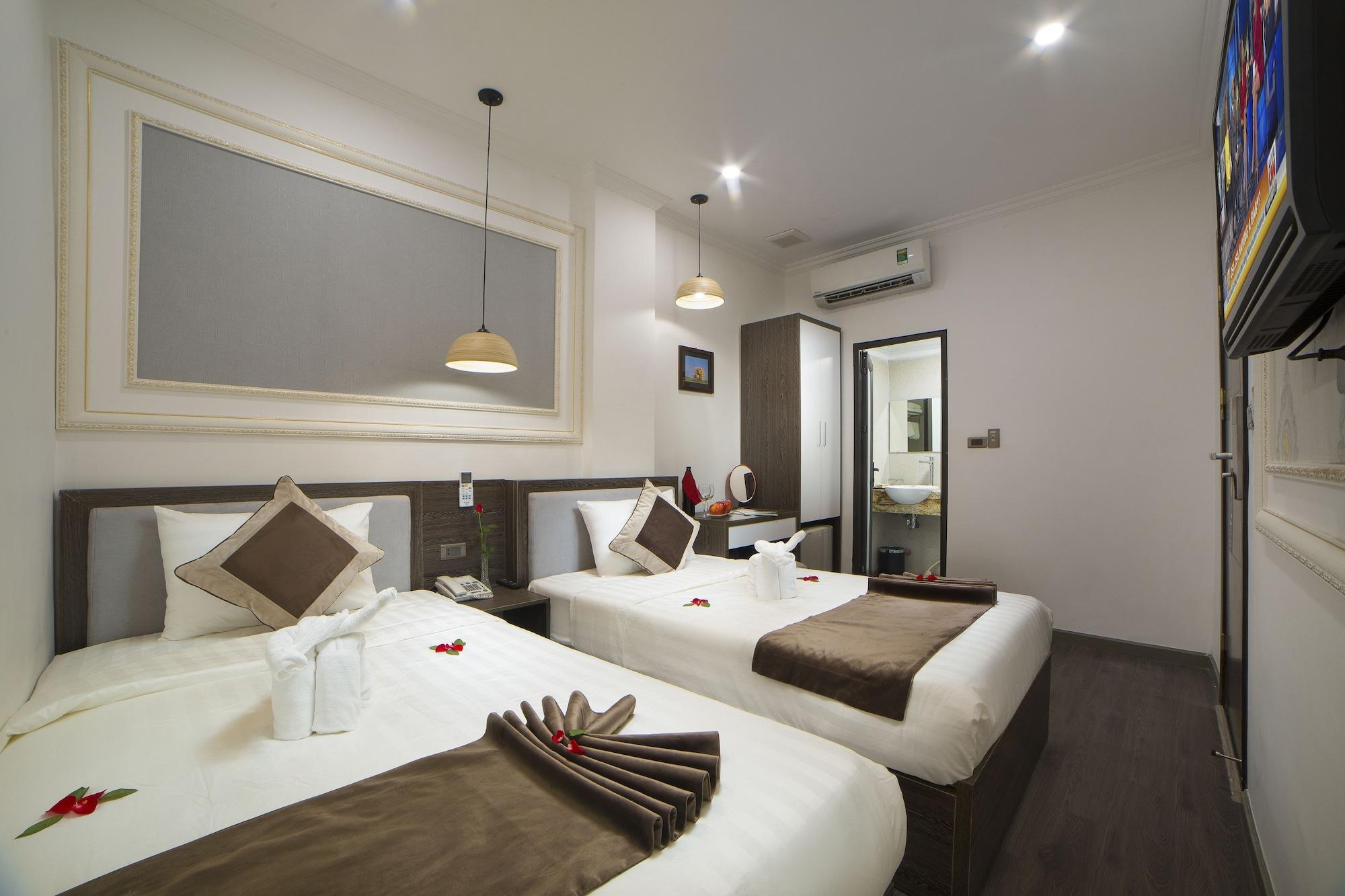 Galliot Central Hotel Hanoi Bagian luar foto
