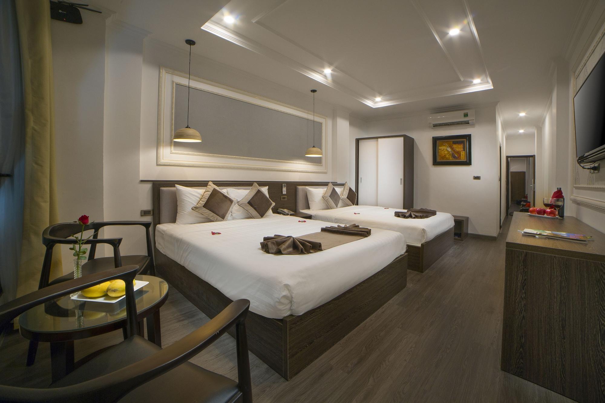 Galliot Central Hotel Hanoi Bagian luar foto